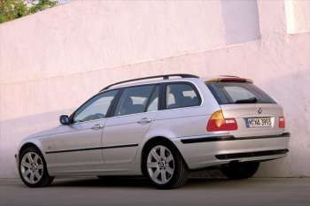 BMW 330i Touring