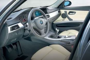 BMW 320d Touring High Executive