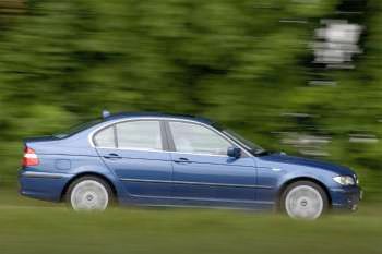 BMW 316i Black & Silverline