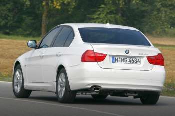 BMW 318i Luxury Line