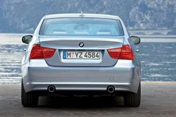 BMW 318d Luxury Line