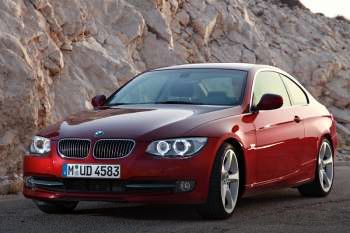 BMW 320d Coupe High Executive