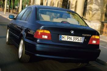 BMW 525i