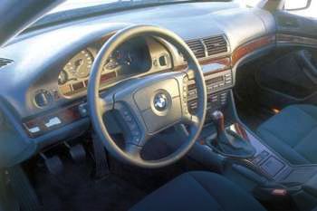 BMW 5-series 2000
