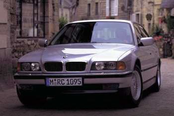 BMW 730i