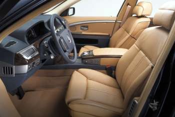 BMW 7-series 2001