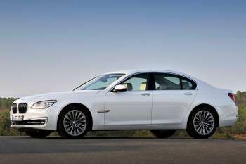 BMW 7-series 2012