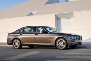 BMW 7-series 2012