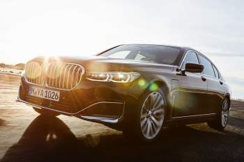 BMW 7-series 2019
