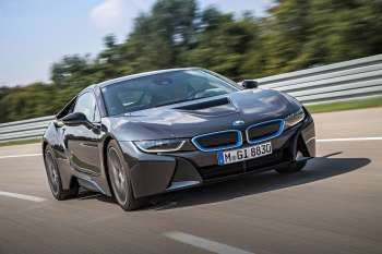 BMW I8 Protonic Black Edition