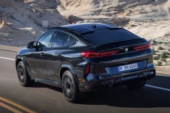 BMW X6 M50i