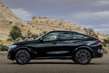 BMW X6 M50i