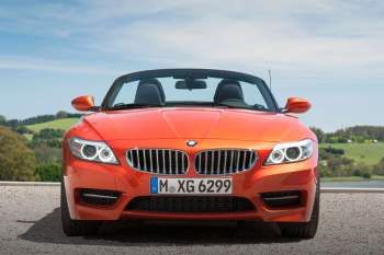 BMW Z4 Roadster SDrive18i High Executive