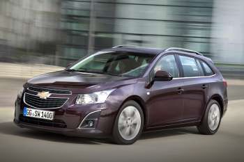 Chevrolet Cruze Stationwagon 1.7D 130hp LTZ+