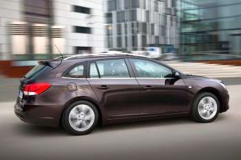 Chevrolet Cruze Stationwagon 1.7D 110hp LS