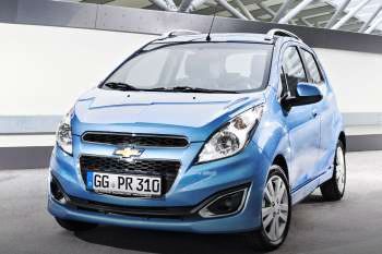 Chevrolet Spark 1.0 LT