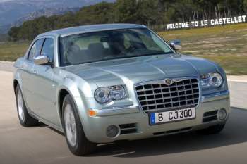 Chrysler 300C HEMI 6.1 V8 SRT8