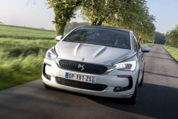 DS DS5 Hybrid4 Business