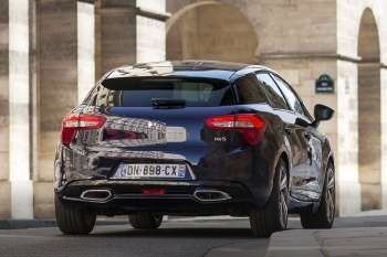 DS DS5 BlueHDi 120 Business Executive