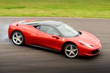 Ferrari 458 Italia HELE