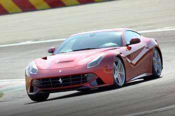 Ferrari F12 2012