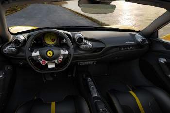 Ferrari F8 2020