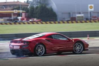 Ferrari F8 Tributo