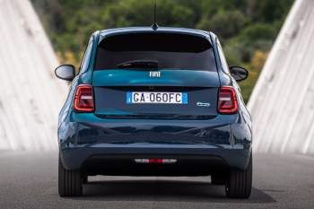 Fiat 500e La Prima