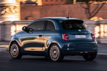 Fiat 500e La Prima