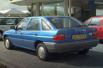 Ford Escort 1.6i CLX