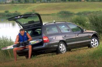 Ford Mondeo Wagon 2.5i V6 First Edition