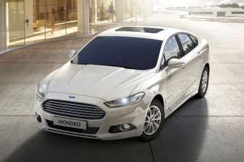 Ford Mondeo 2.0 EcoBoost 240hp Vignale