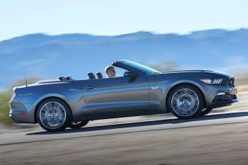 Ford Mustang Convertible GT 5.0 V8