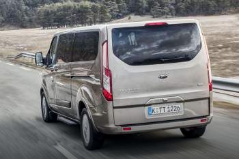 Ford Tourneo Custom L2H1 185hp Titanium X