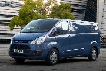 Ford Transit Custom L2H1 290 155hp Limited