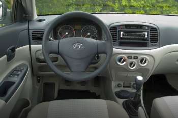 Hyundai Accent 1.4i ActiveVersion