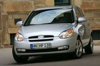 Hyundai Accent 1.6i DynamicVersion