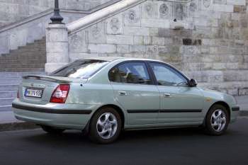 Hyundai Elantra 2003