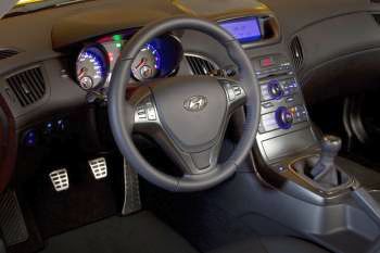Hyundai Genesis Coupe 2.0T
