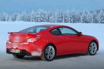 Hyundai Genesis Coupe 3.8 V6