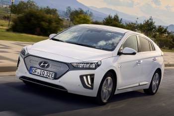 Hyundai Ioniq Electric Premium Design Sky