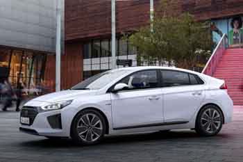 Hyundai Ioniq 1.6 GDI HEV First Edition