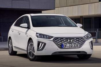 Hyundai Ioniq 1.6 GDI HEV Premium