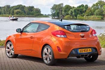 Hyundai Veloster 2011