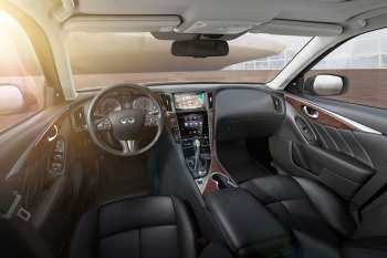 Infiniti Q50 2013