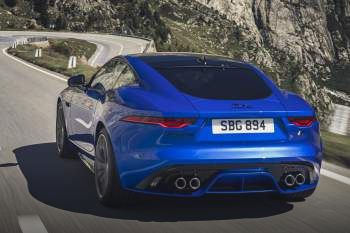 Jaguar F-type Coupe P300