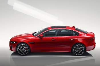 Jaguar XE P250 SE