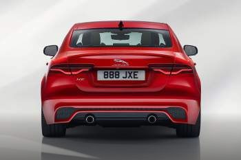 Jaguar XE P300 AWD R-Dynamic S