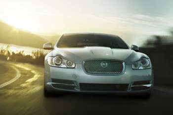 Jaguar XF 4.2 V8 Supercharged SV8