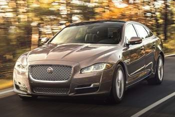 Jaguar XJ ---